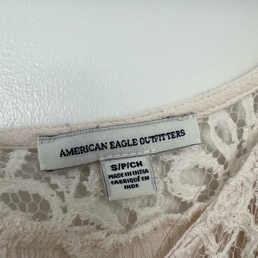 American Eagle cold shoulder lace detail top